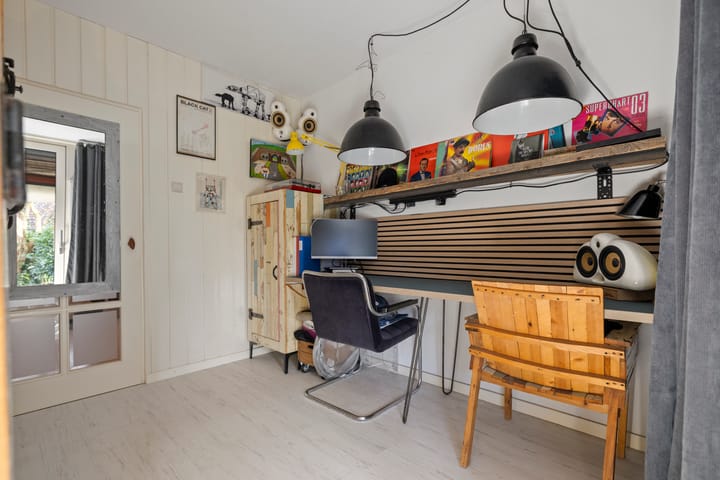 Foto 13 van Duinroosstraat 186