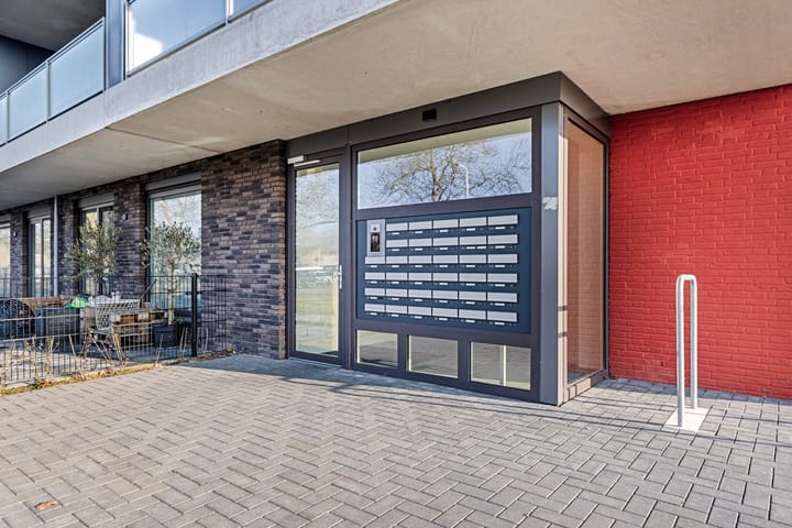 Photo 3 of Bellamystraat 118