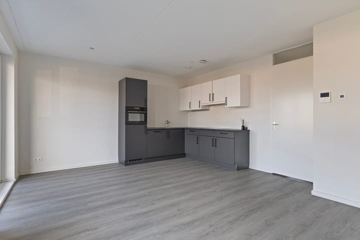 Foto 10 van Bellamystraat 96