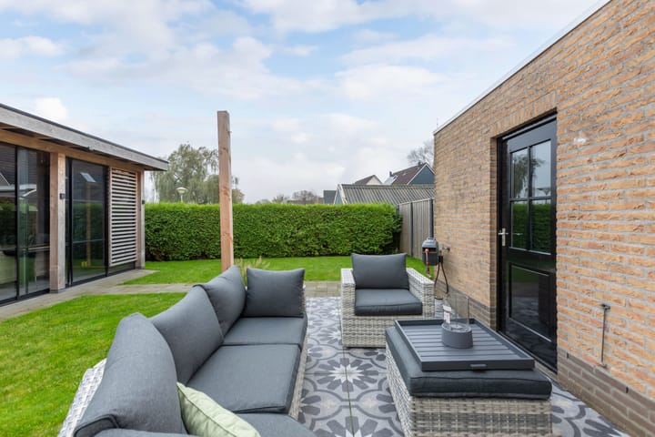 Photo 30 of 't Noordeinde 2