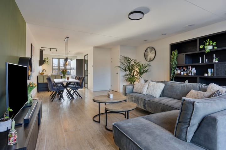 Photo 2 of Laan van Hout 37