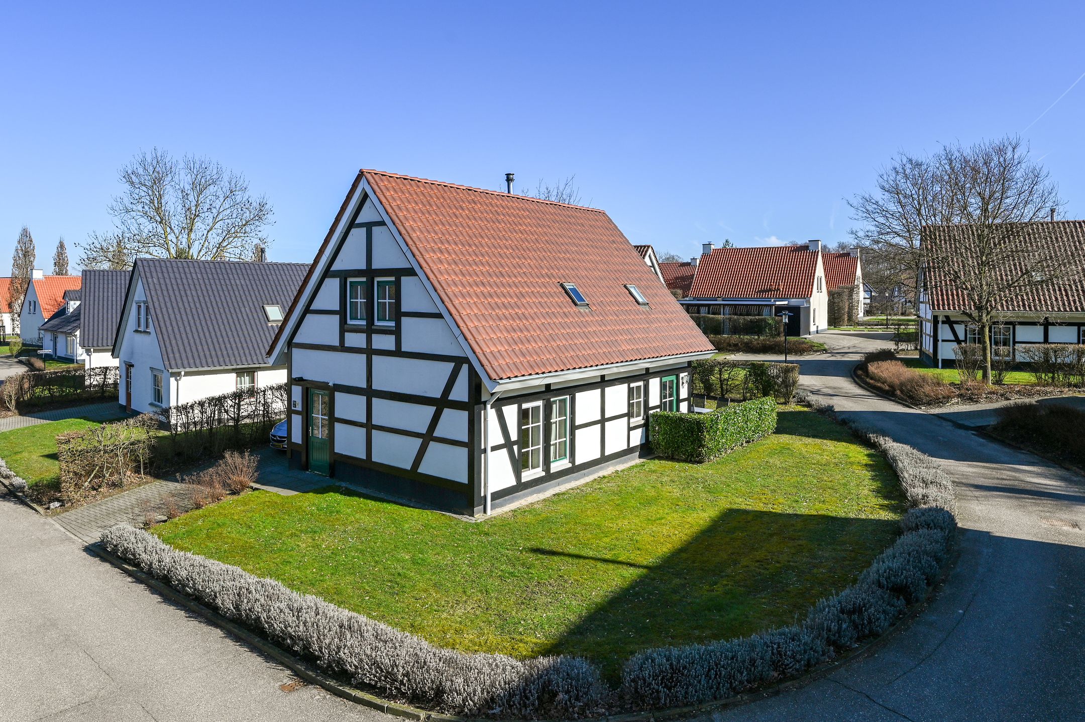 3-bedroom freehold villa in Valkenburg (LI) — photo 1 of 5