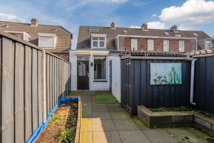 Foto 16 van Rietstraat 67