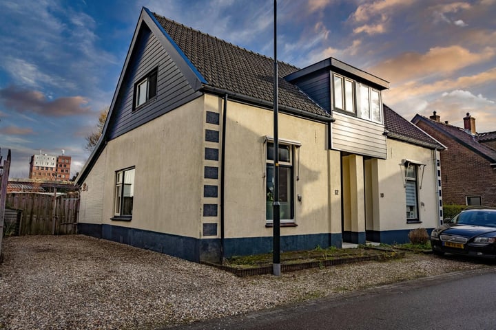 Bekijk foto van Veldhuisstraat 12