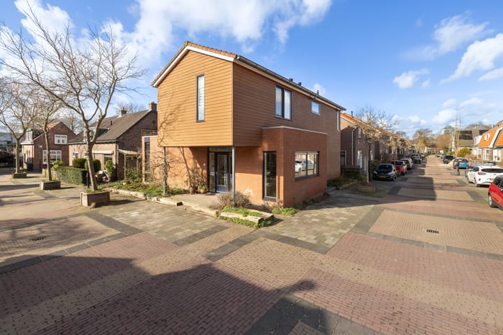 Oosterstraat 30