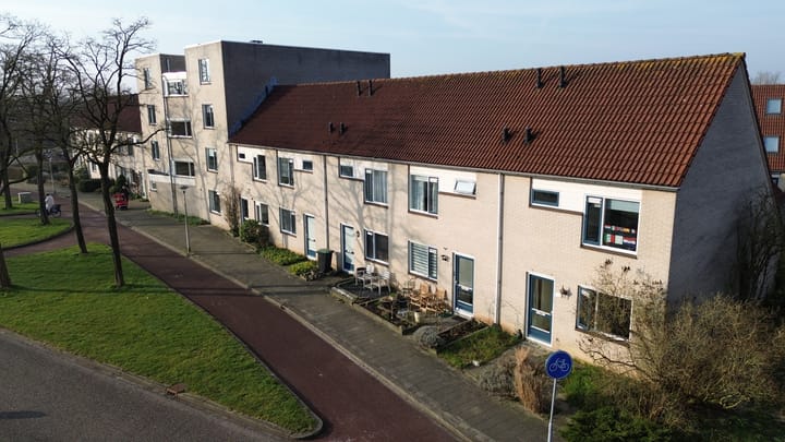 Foto 42 van Eekhoornveld 62