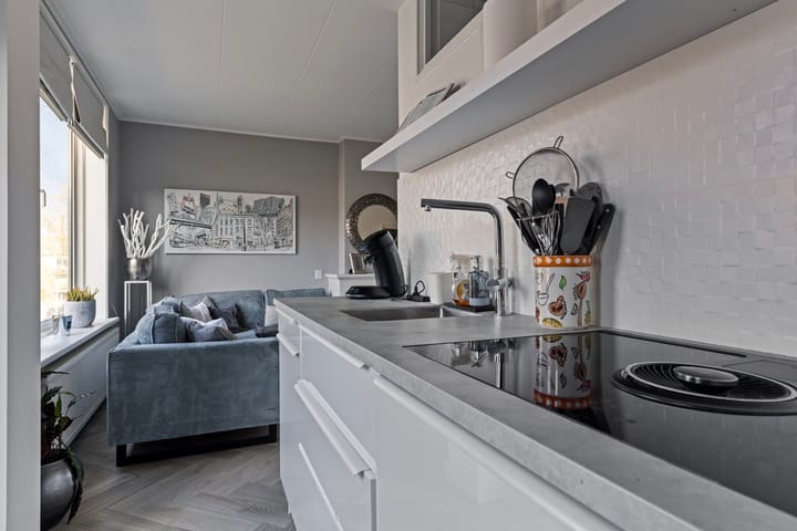 Foto 9 van Johan de Meesterstraat 9-C