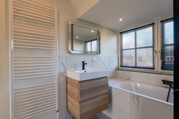 Foto 41 van IJsbaanweg 5-A