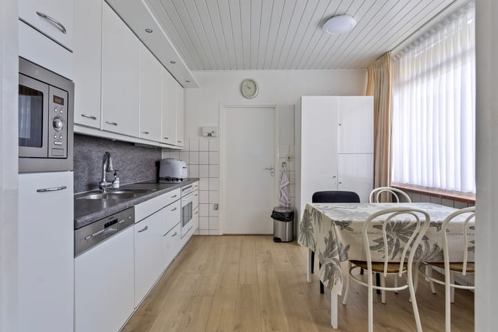 Photo 12 of Wilhelminalaan 16