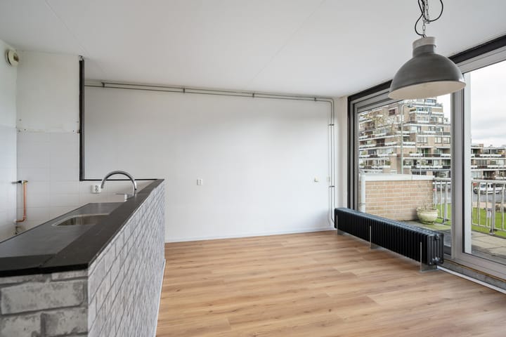 Foto 6 van Essenburg 85