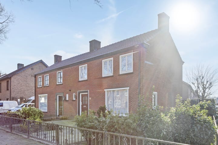 Photo 37 of Wilhelminalaan 16