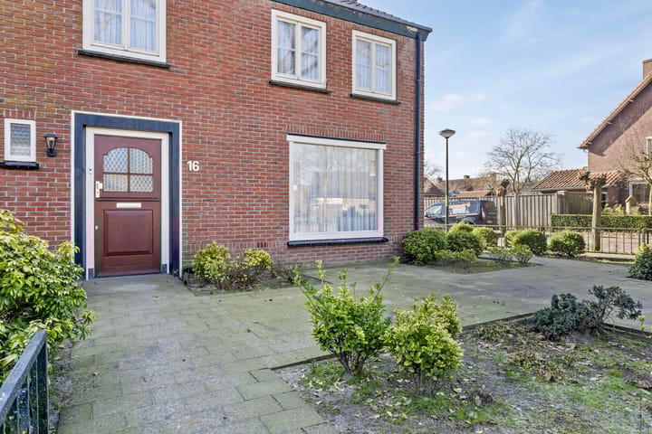 Photo 38 of Wilhelminalaan 16