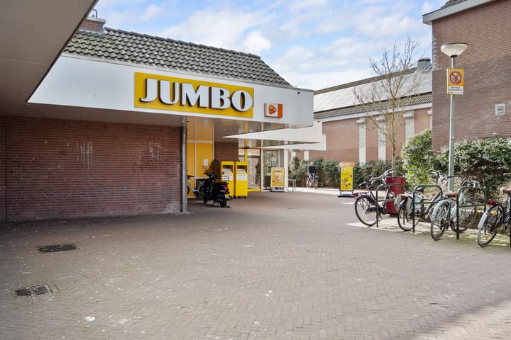 Foto 26 van Essenburg 85