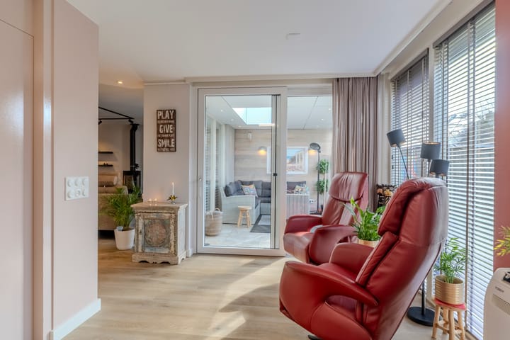 Foto 12 van Hooiland 24