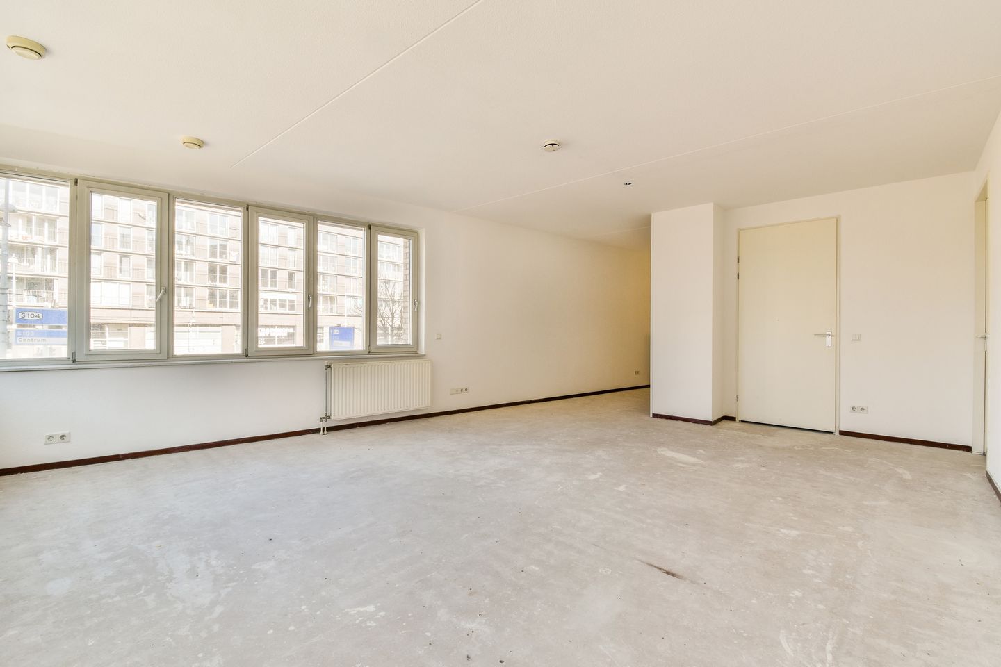 Photo 5 of Hoofdweg 668