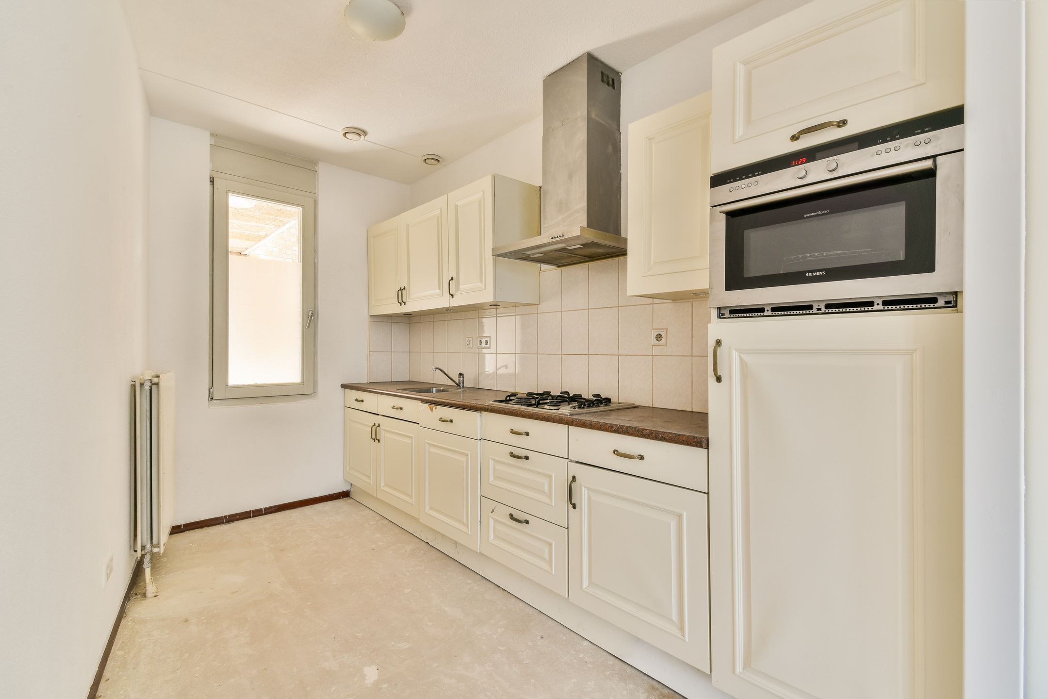 Photo 6 of Hoofdweg 668