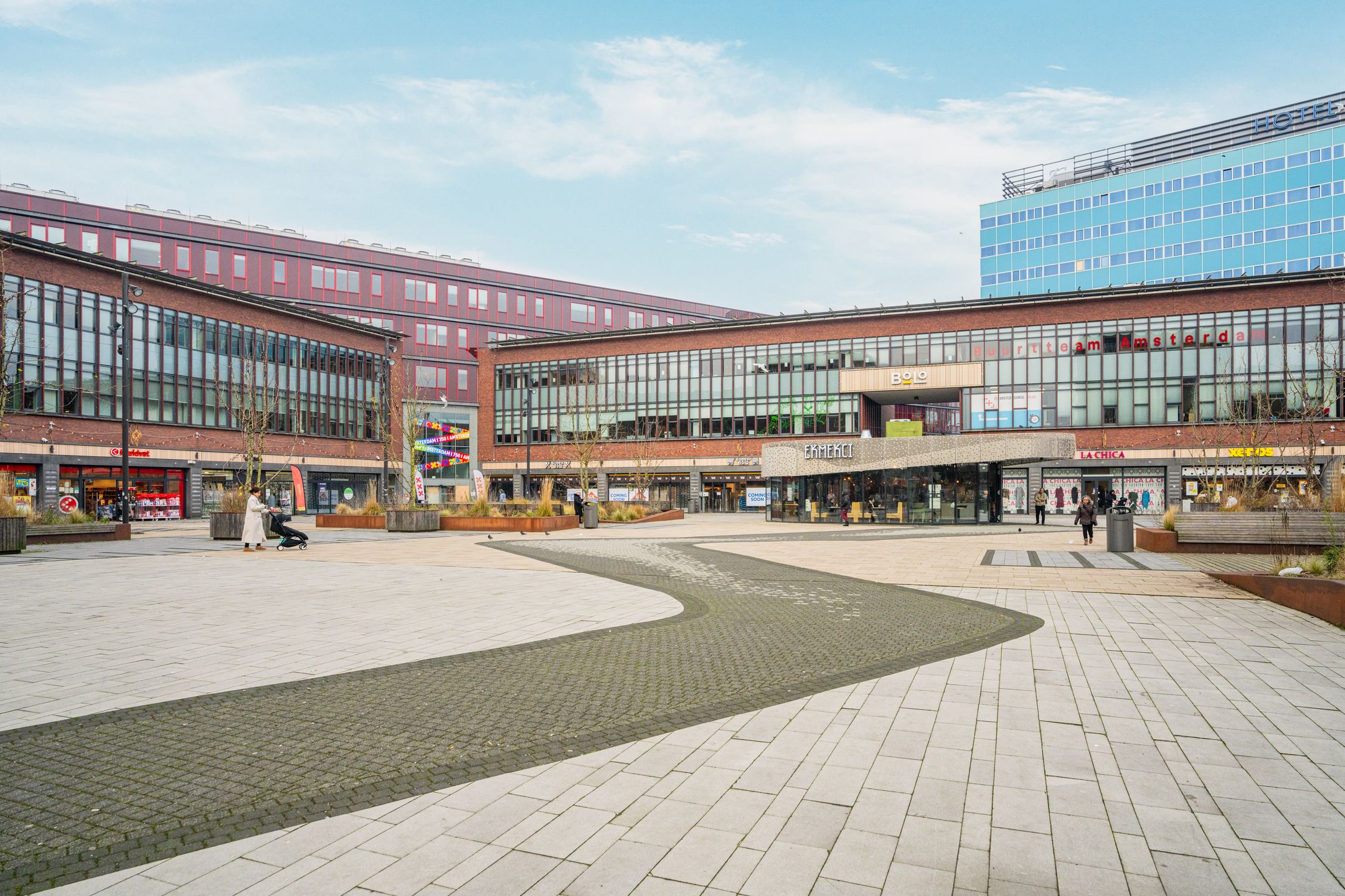 Photo 21 of Hoofdweg 668