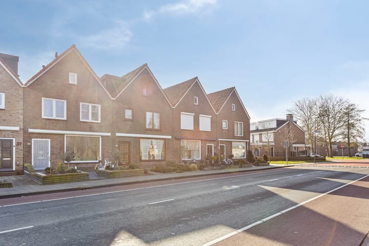 Foto 1 van Mgr Cornelis Veermanlaan 41