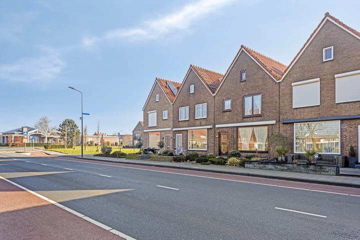 Foto 40 van Mgr Cornelis Veermanlaan 41