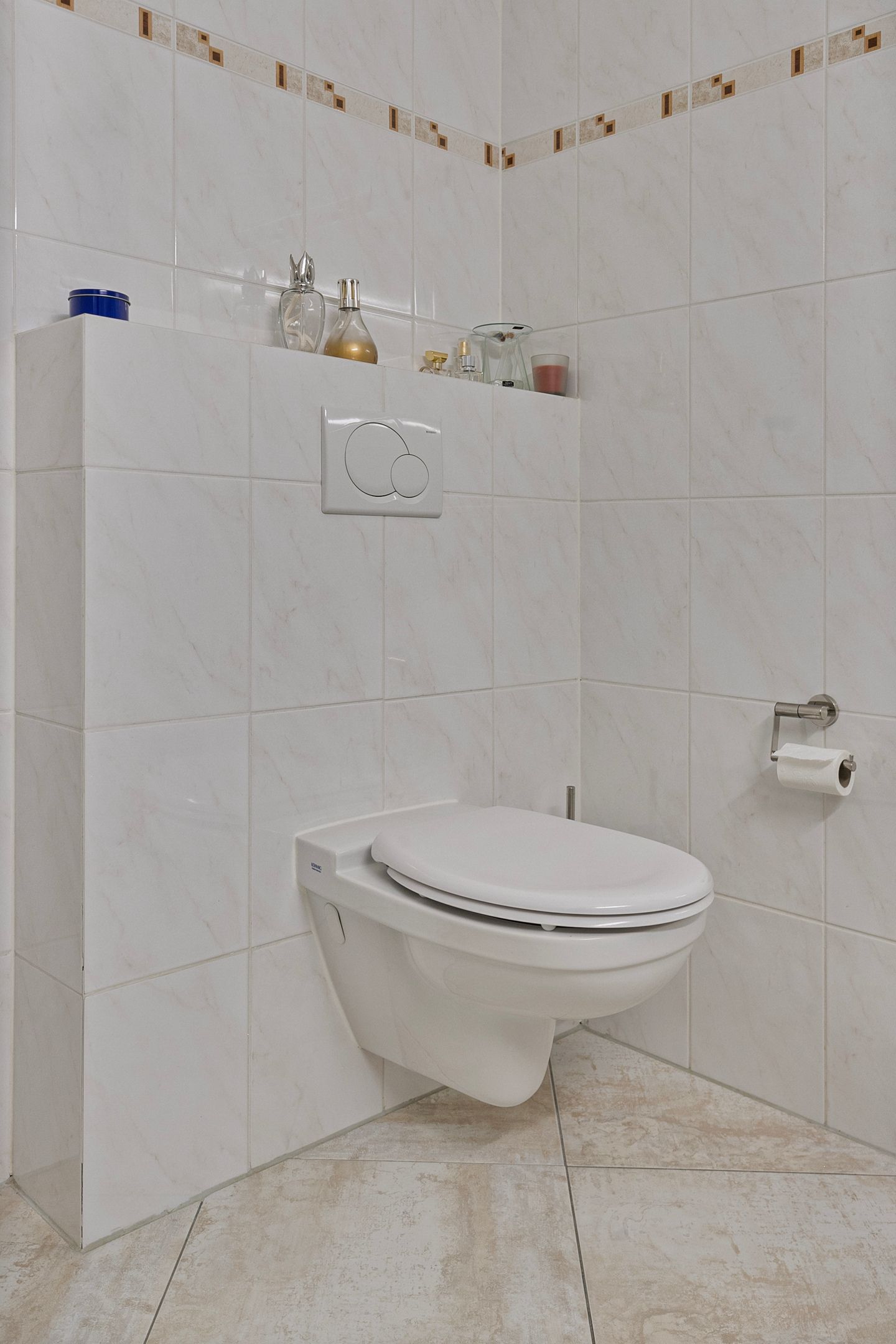 Foto 29 van Laan door de Veste 143