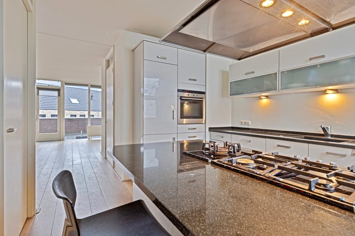 Foto 15 van Deurningerstraat 221