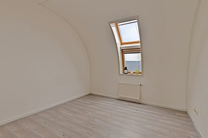 Foto 21 van Deurningerstraat 221