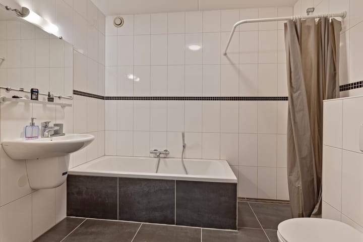 Foto 22 van Deurningerstraat 221