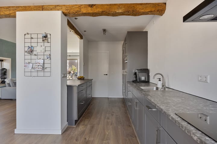 Foto 11 van Van Weselstraat 11