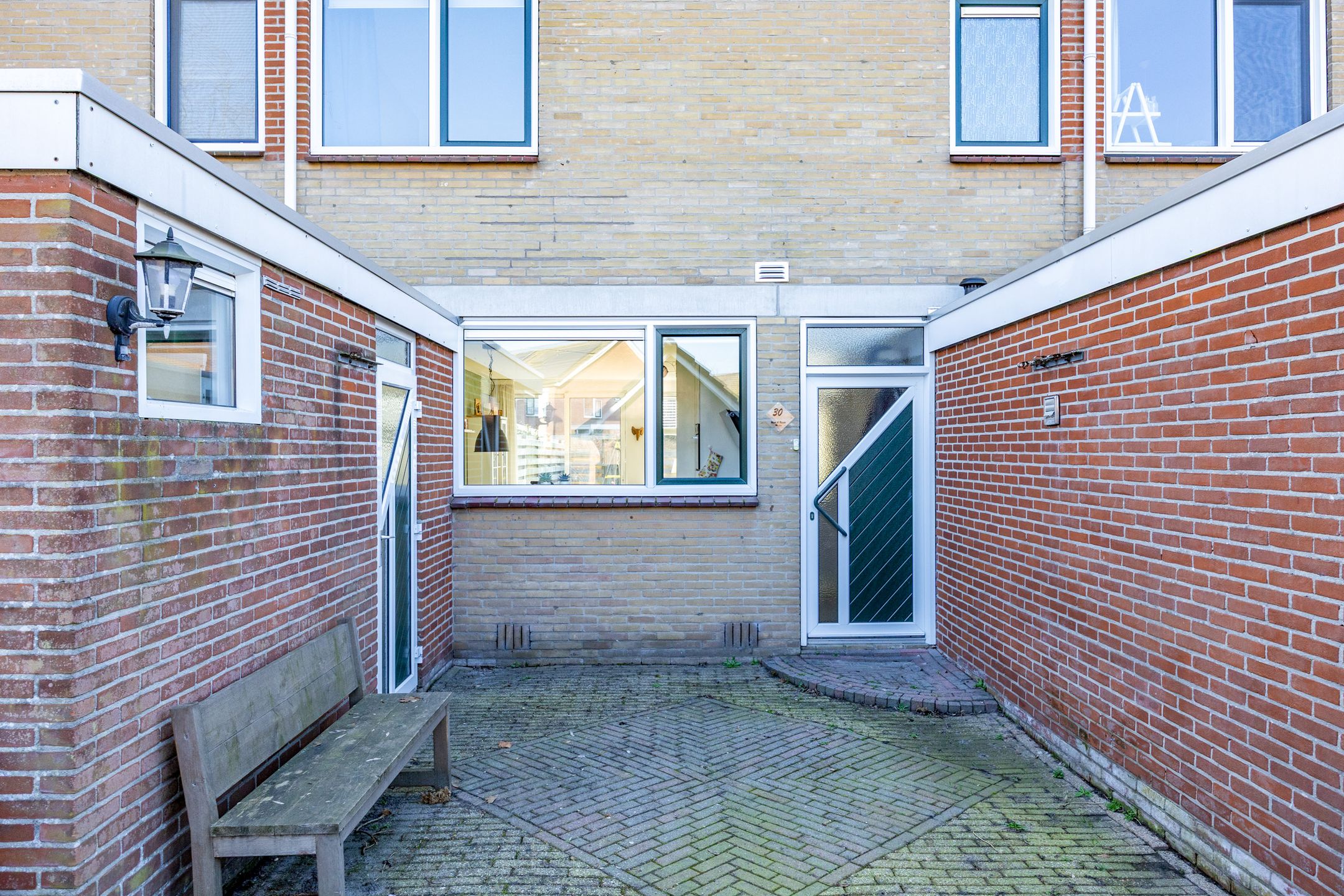 Foto 6 van Uranus 30