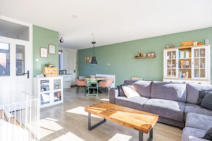 Foto 11 van Uranus 30