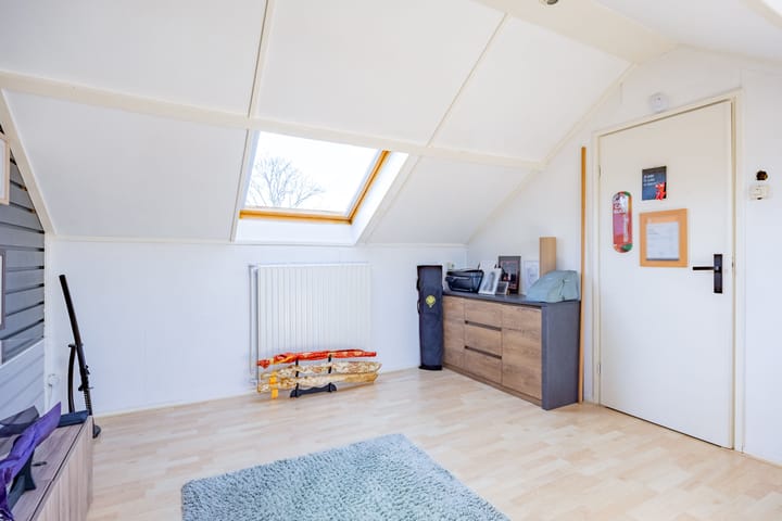 Foto 29 van Uranus 30