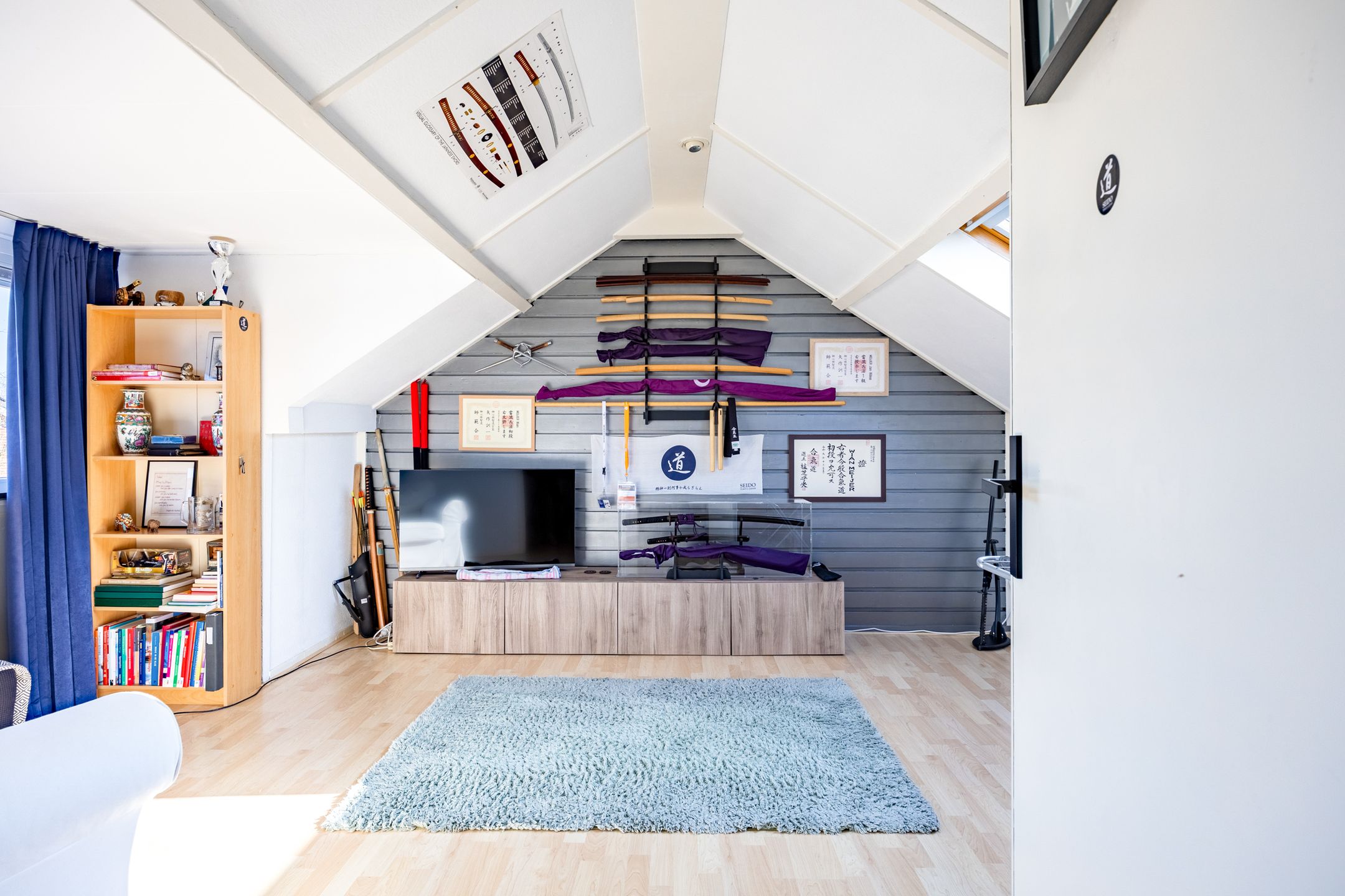 Foto 27 van Uranus 30