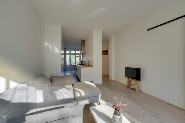 Foto 12 van Uiterwaardenstraat 96-A1