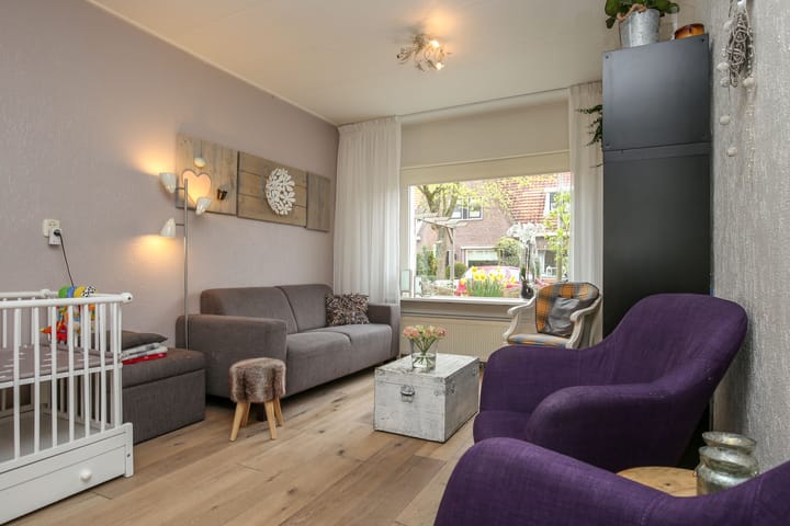 Photo 7 of M A de Ruyterstraat 4