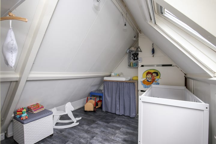 Photo 25 of M A de Ruyterstraat 4