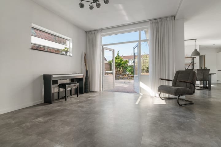 Foto 15 van Begoniastraat 31