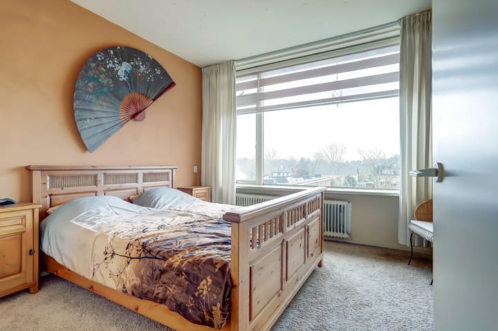 Foto 12 van Van Anrooystraat 471