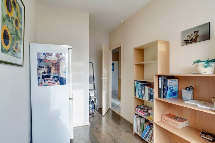 Foto 16 van Van Anrooystraat 471