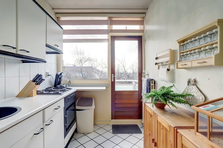 Foto 24 van Van Anrooystraat 471