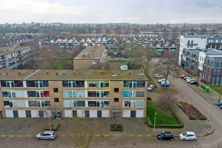 Foto 29 van Van Anrooystraat 471