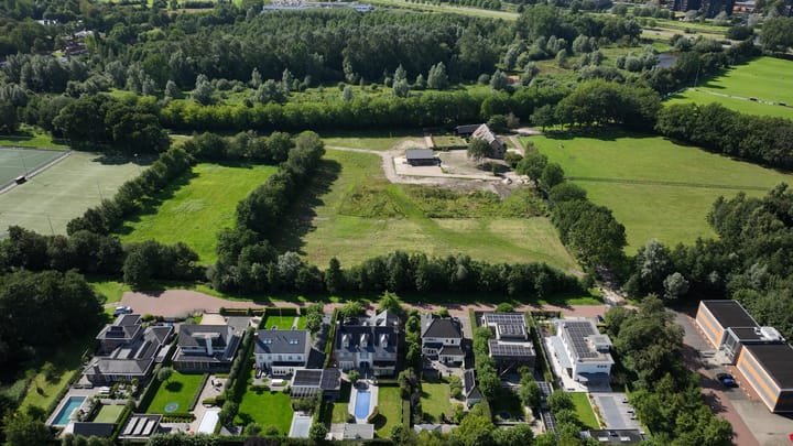 Photo 17 of RUITERSBOSHOEVE - 4 kavels Burg. Guljélaan