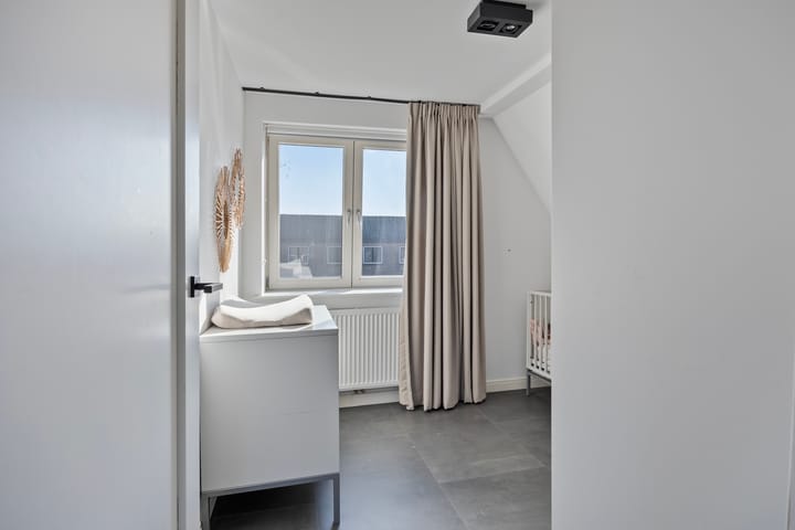 Foto 10 van Voorstraat 2