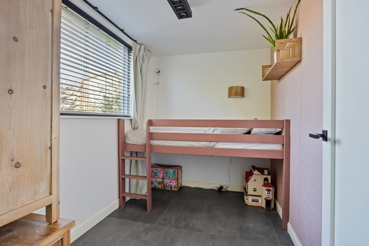 Foto 12 van Voorstraat 2