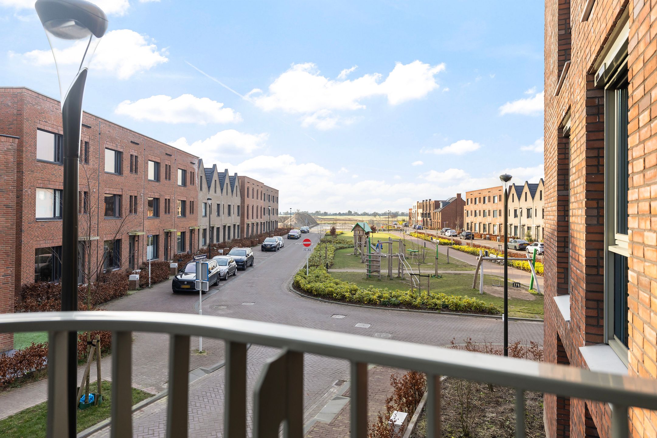 Foto 9 van Nederhemertstraat 35