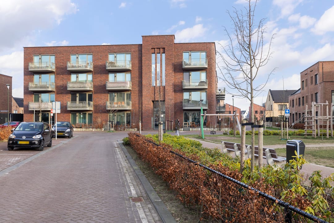 Foto 13 van Nederhemertstraat 35