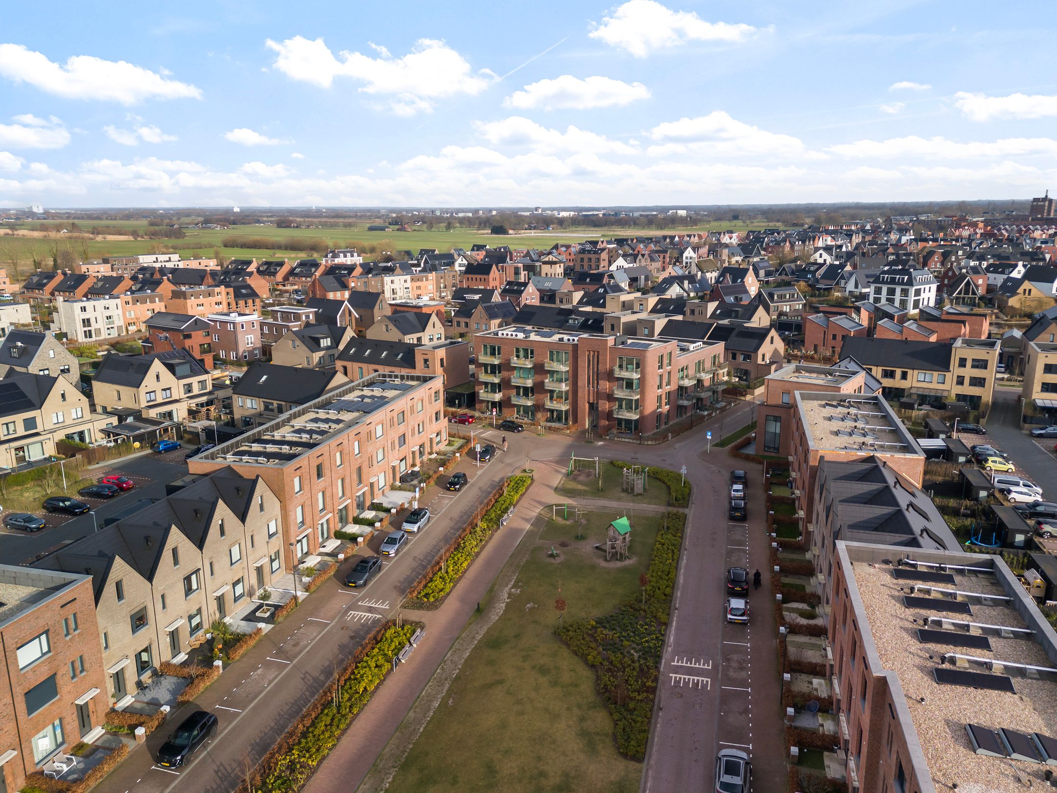 Foto 18 van Nederhemertstraat 35