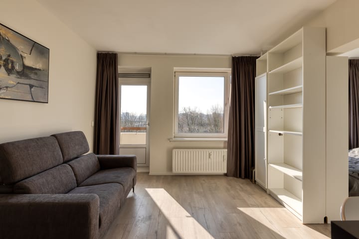 Photo 7 of Van Nijenrodeweg 569