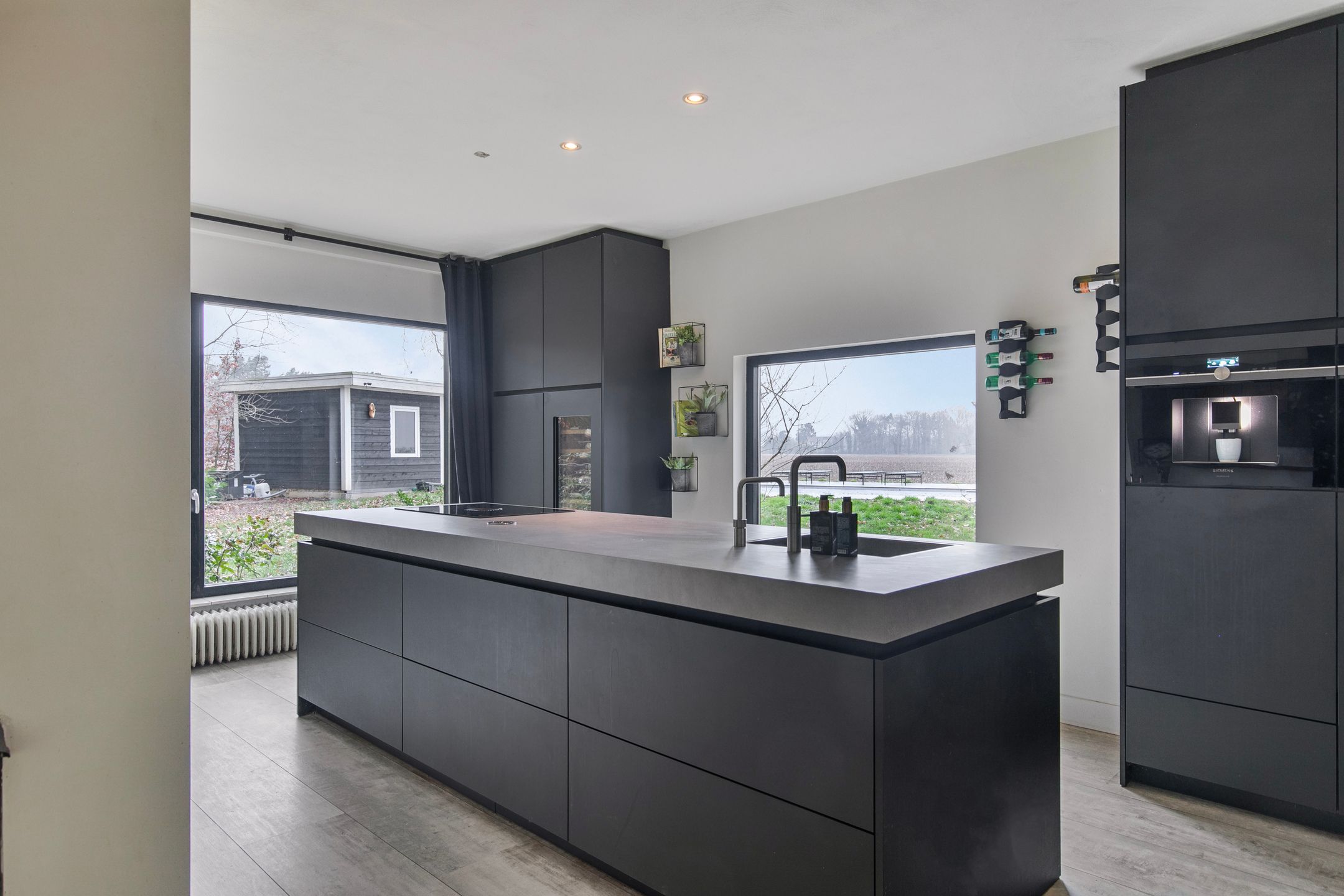 Foto 3 van Douglaslaan 12