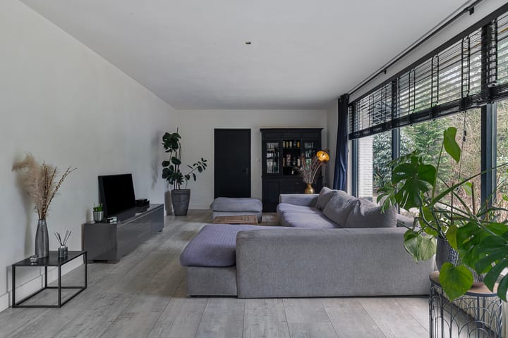 Foto 13 van Douglaslaan 12