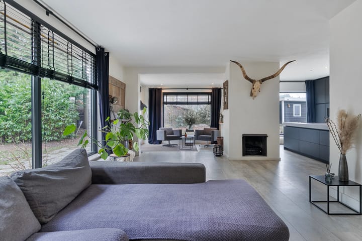 Foto 15 van Douglaslaan 12